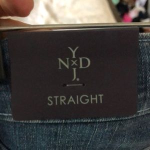 NYDJ Jeans - NYD (Not your daughter) Jeans size 8 NYDJ Jeans - NYD (Not your daughter) Jeans size 8